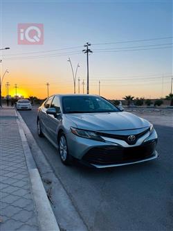 تۆیۆتا کامری